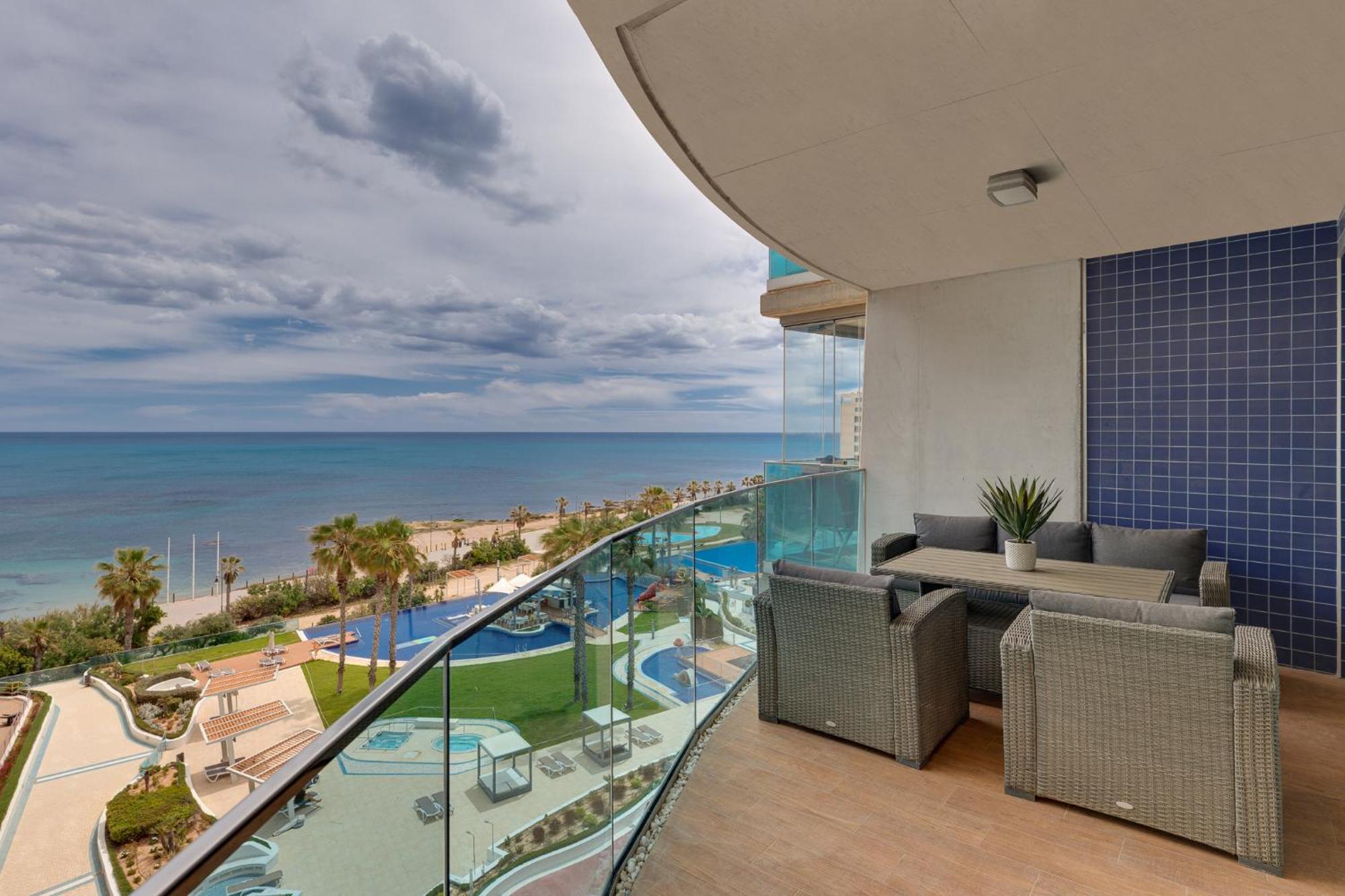 Sea Senses Blue Ocean Apartment Torrevieja Exterior photo